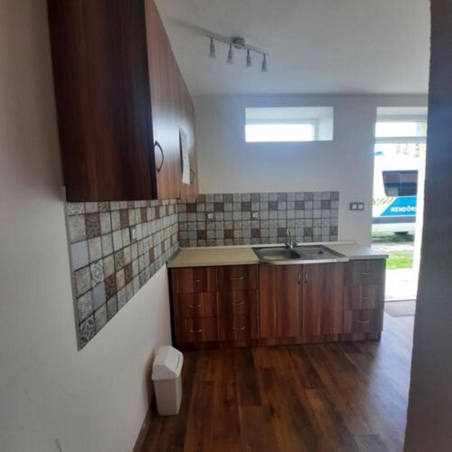 IKSZT Vendégház Dávod Exterior foto